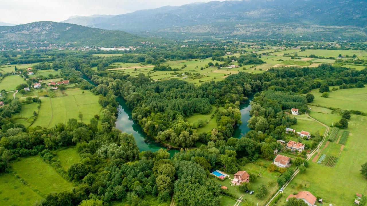 Vila Andrea Danilovgrad エクステリア 写真