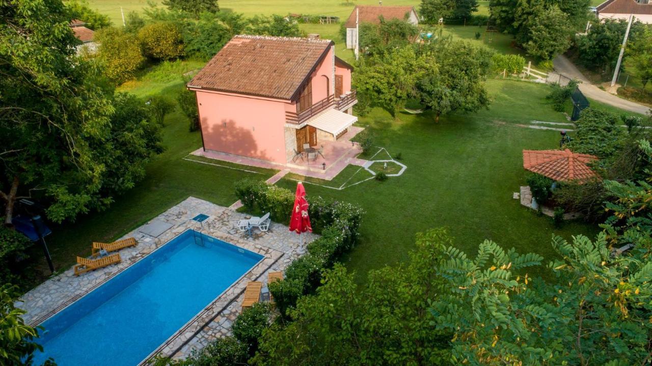 Vila Andrea Danilovgrad エクステリア 写真